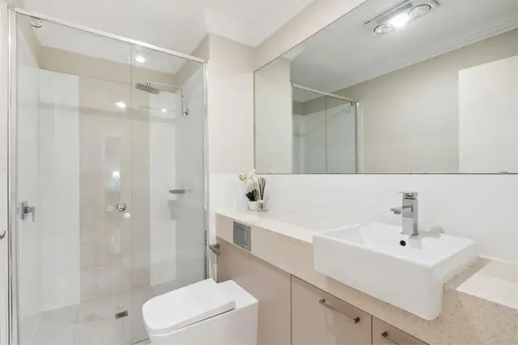 Fifth view of Homely apartment listing, 2/2 Fluorite Way, Carine WA 6020