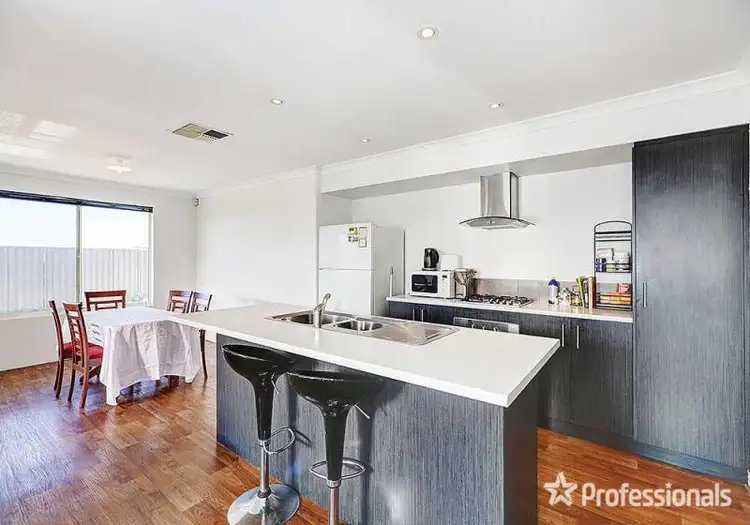 Second view of Homely house listing, 31 Cornforth Way, Piara Waters WA 6112