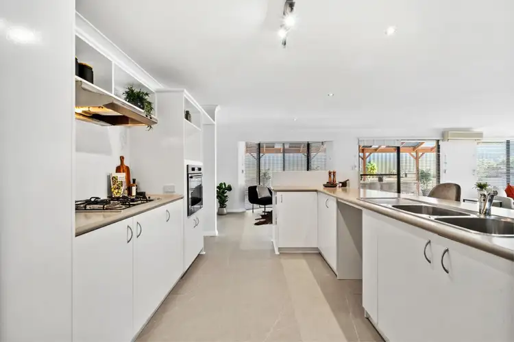 Fifth view of Homely house listing, 4 Bittern Lane, Beeliar WA 6164