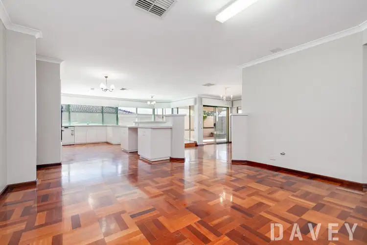 5 Bodrum Crescent, Mindarie WA 6030