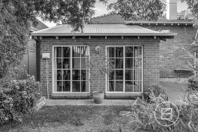 100 Monash Avenue, Nedlands WA 6009