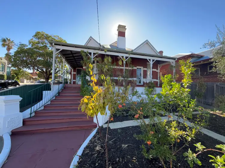 548 Newcastle Street