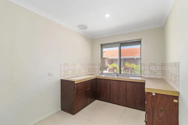 2/60 Hammad Street, Palmyra WA 6157