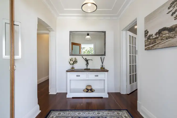 Second view of Homely house listing, 6 Federation Street, Mount Hawthorn WA 6016