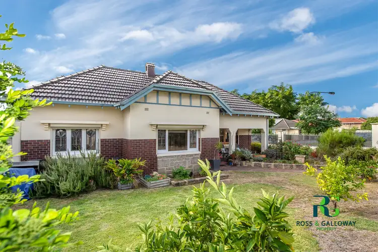 169A Moreing Road, Attadale WA 6156