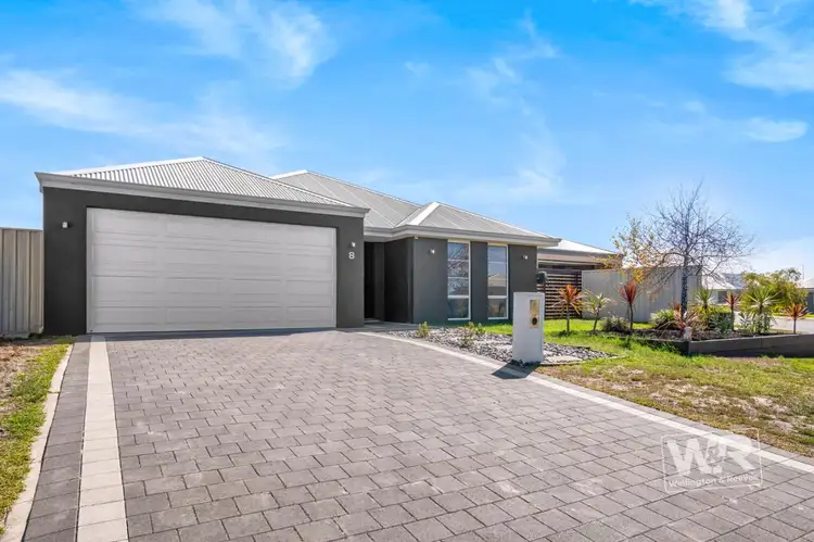 Fourth view of Homely house listing, 8 Vaughan Vista, Lange WA 6330
