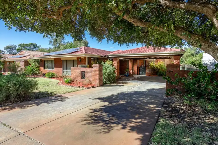 129 Regency Drive, Thornlie WA 6108