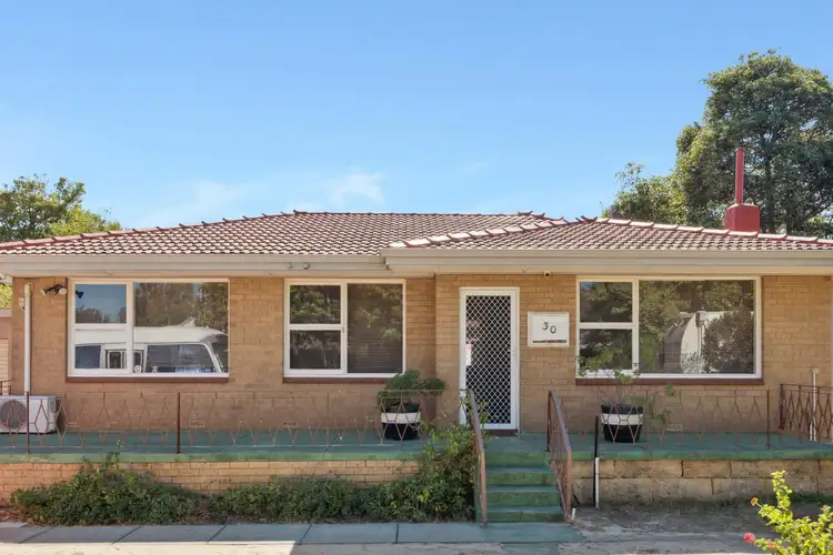 30 Gosnells Road, Maddington WA 6109