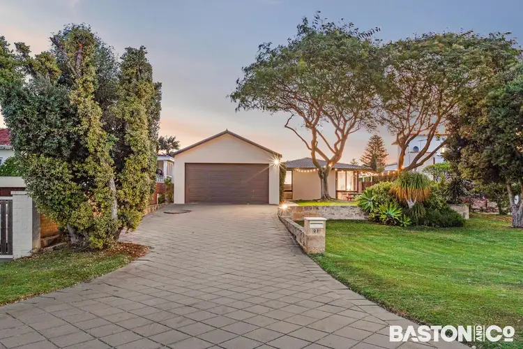 21 Gloucester Avenue, Shoalwater WA 6169