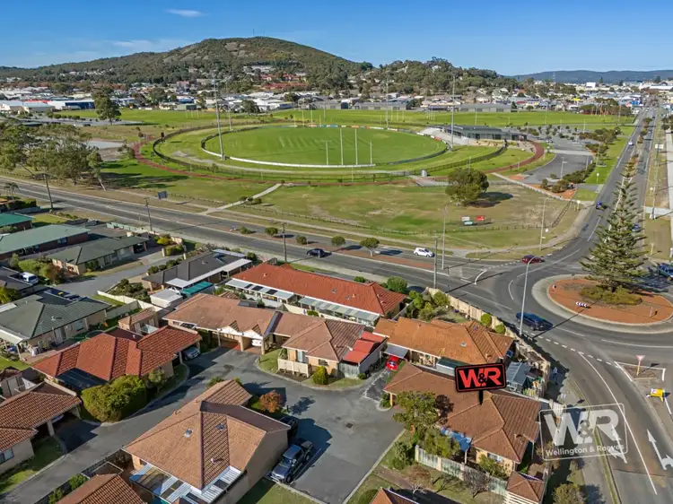 Unit 9, 27 Baudin Place, Spencer Park WA 6330