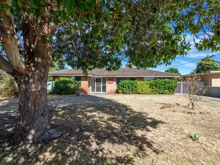 7 Caldecott Street, Thornlie WA 6108