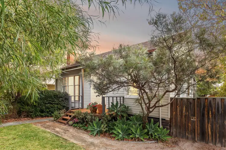 15 Butson Street, Hilton WA 6163