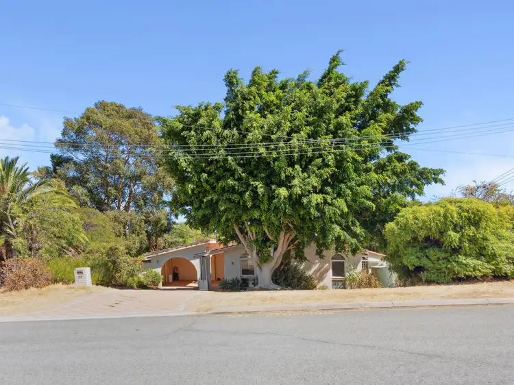 42 Pawlett Way