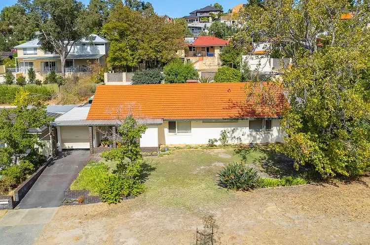 71 Empire  Avenue