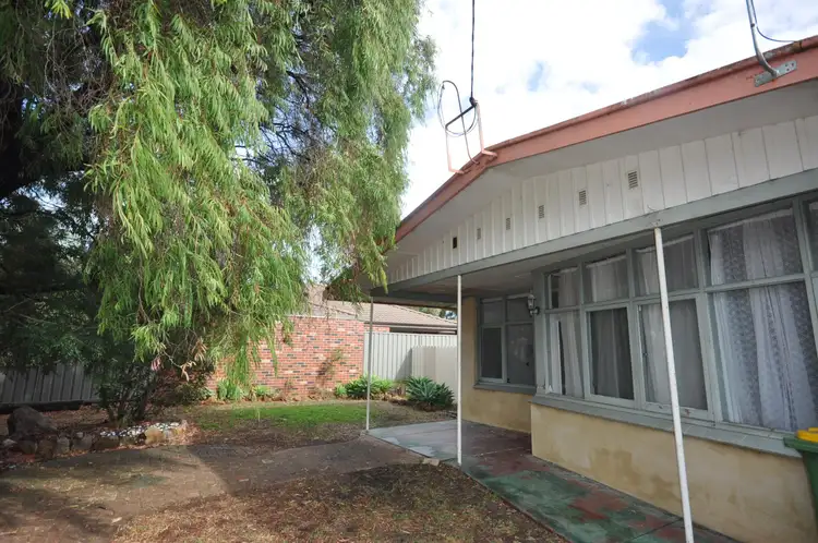 16 Alpha Road