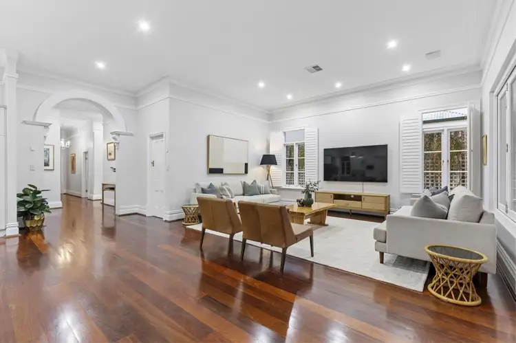18 Langsford Street, Claremont WA 6010