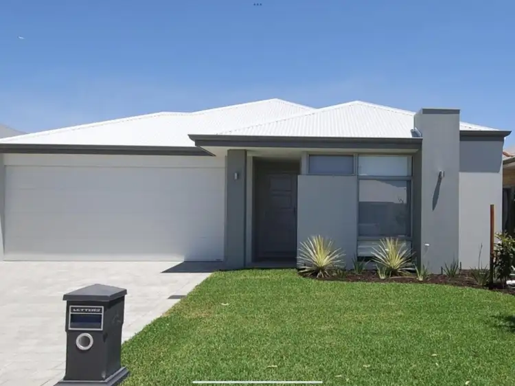 6 Rhodeswood Drive, Aveley WA 6069
