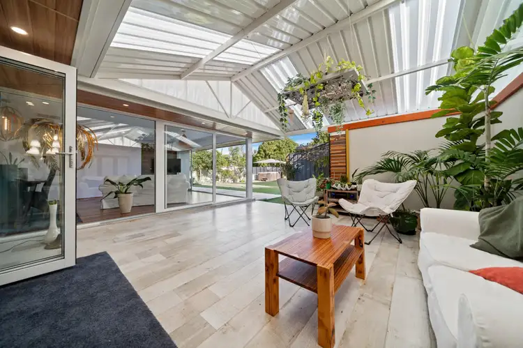 42 Dartford Crescent, Marangaroo WA 6064