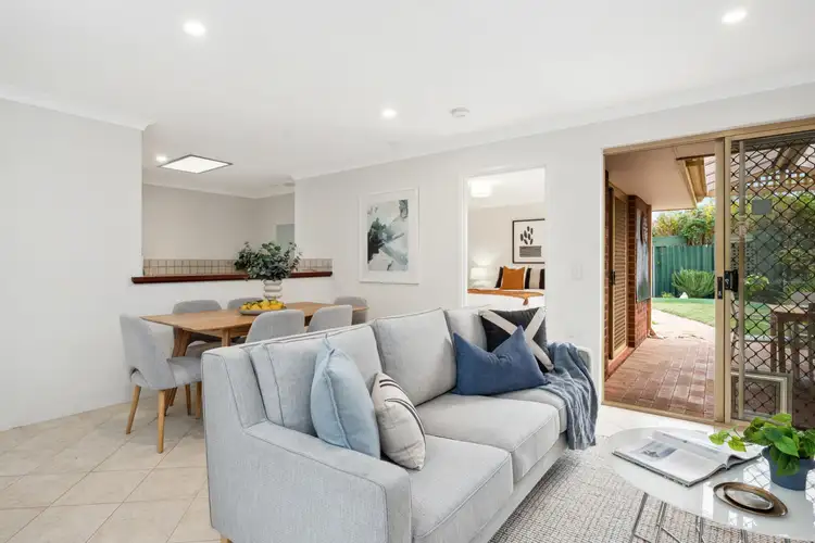 3/11 Murray Road, Palmyra WA 6157
