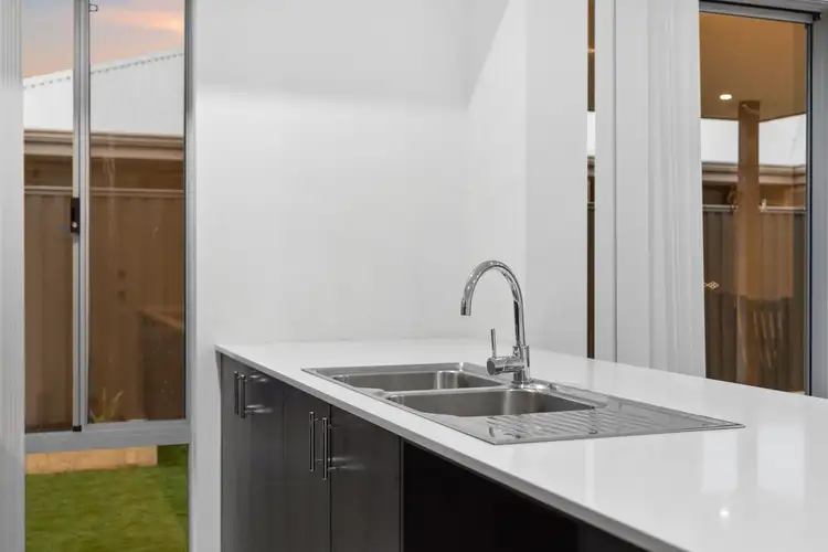 Seventh view of Homely house listing, 6 Ripplemead Avenue, Haynes WA 6112