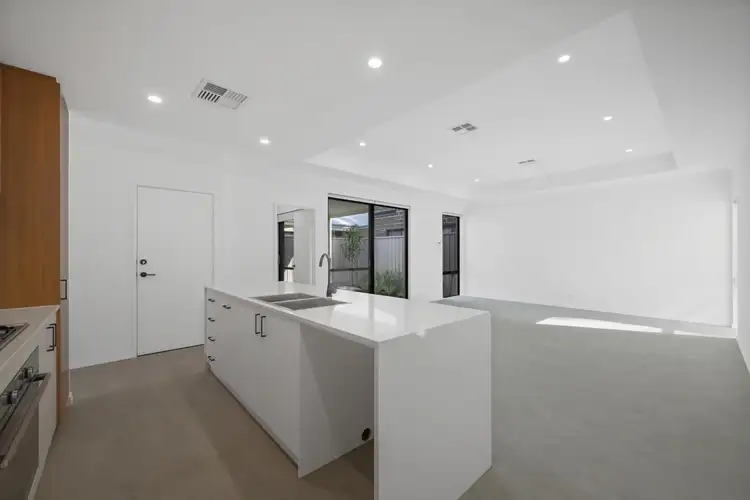 Seventh view of Homely house listing, 4b Charf Court, Riverton WA 6148