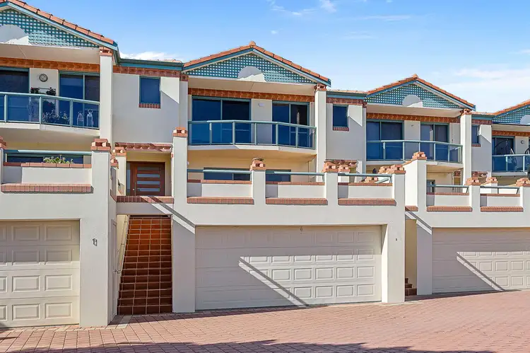 Fourth view of Homely house listing, 2/16 Toulon Circle, Mindarie WA 6030