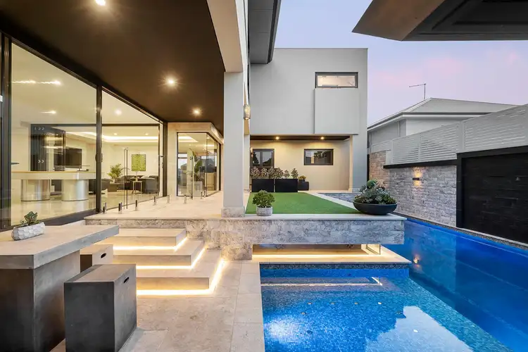 Second view of Homely house listing, 5 Curl Court, Kallaroo WA 6025
