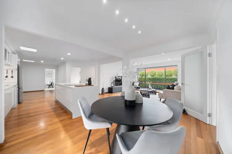 10 Lennoxtown Road, Duncraig WA 6023