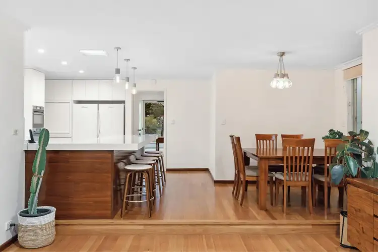 Sixth view of Homely house listing, 32 Chelmorton Loop, Carine WA 6020