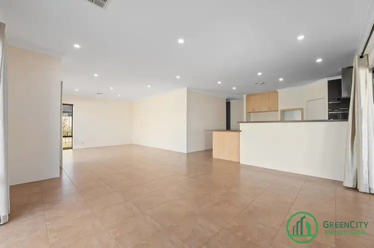 Sixth view of Homely house listing, 7 Lancelot Green, Wattle Grove WA 6107