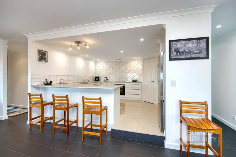 Sixth view of Homely house listing, 7 Lancier Court, Australind WA 6233