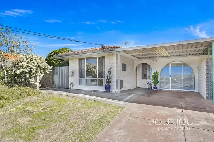 27A Windsor Place, Kallaroo WA 6025