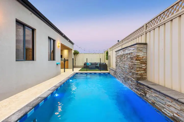 17 Borbey Street, Madeley WA 6065