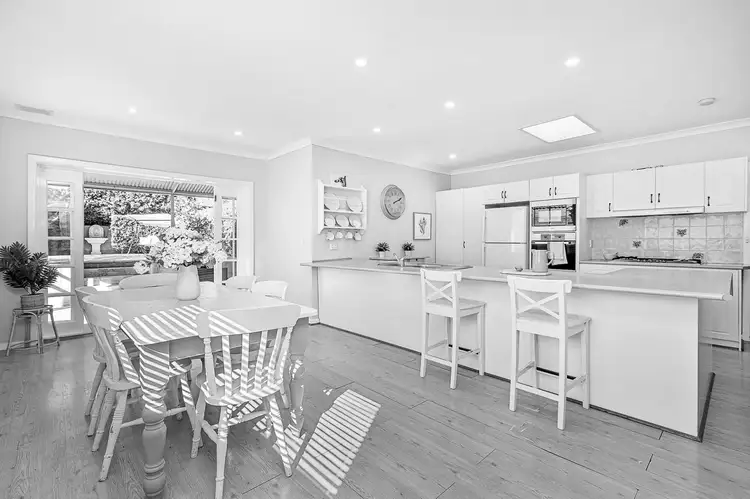 8 Scott Place, Hillarys WA 6025