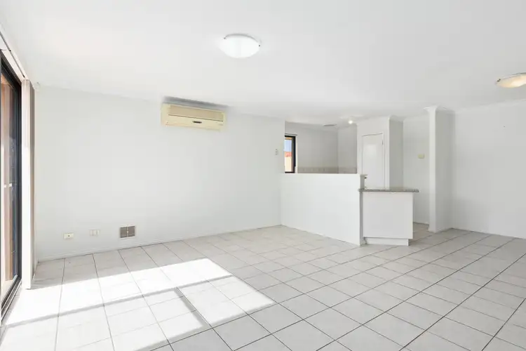 Fourth view of Homely unit listing, 1/21 La Manche Avenue, Port Kennedy WA 6172