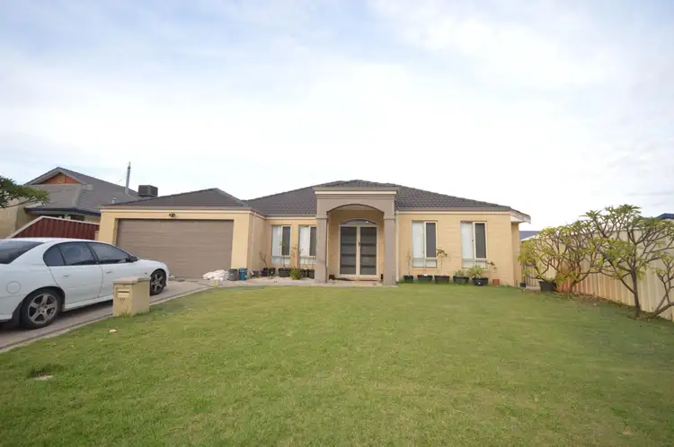 17 Gaston Road, Secret Harbour WA 6173