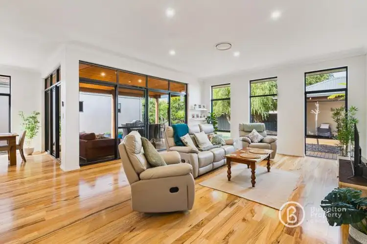 Fifth view of Homely house listing, 5 Mussel Court, Geographe WA 6280