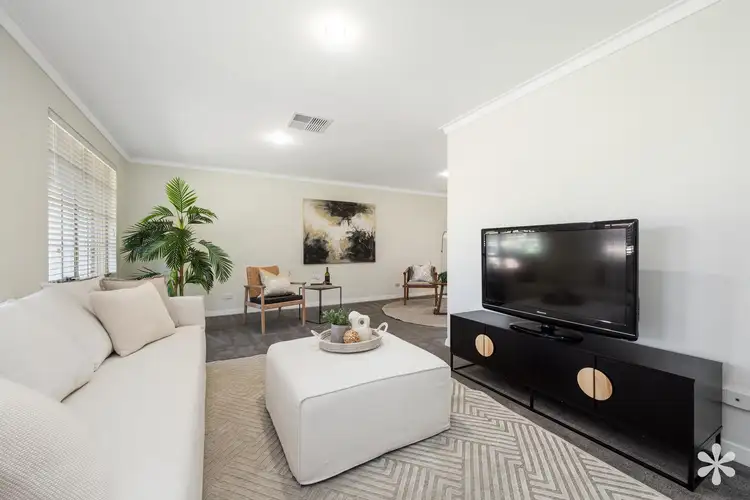 Fifth view of Homely house listing, 2 Andrene Court, Leeming WA 6149