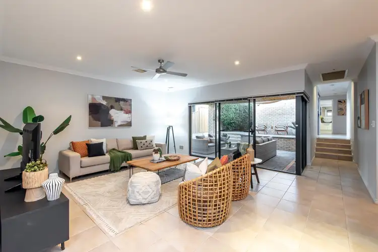 19 Tissington Drive, Darch WA 6065