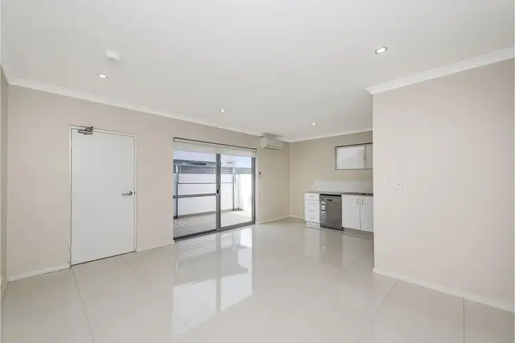 Third view of Homely apartment listing, 6/285 Knutsford Avenue, Kewdale WA 6105