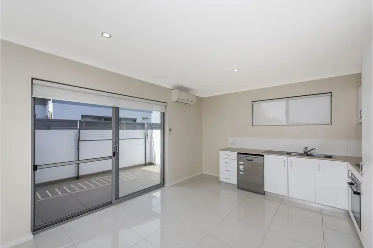 Fourth view of Homely apartment listing, 6/285 Knutsford Avenue, Kewdale WA 6105