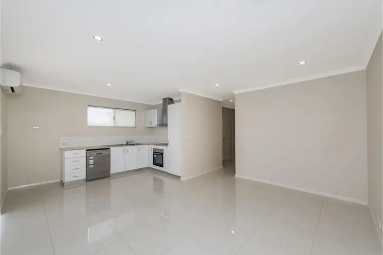 Sixth view of Homely apartment listing, 6/285 Knutsford Avenue, Kewdale WA 6105