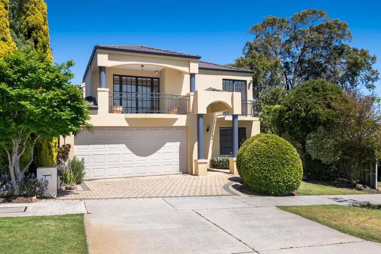 4 Moorland Street
