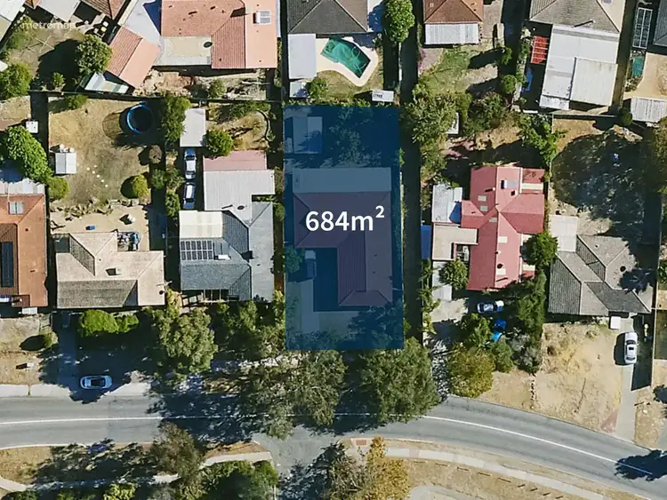 Third view of Homely house listing, 8 Southdown Place, Thornlie WA 6108