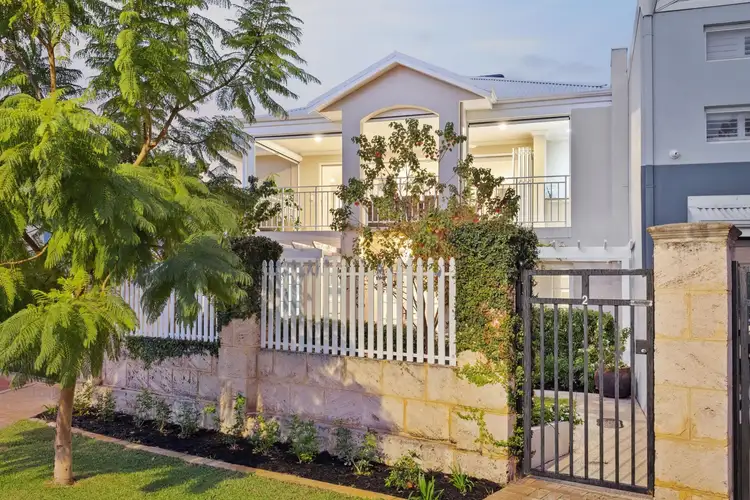 Fourth view of Homely house listing, 2/1 Anzac Terrace, Bassendean WA 6054