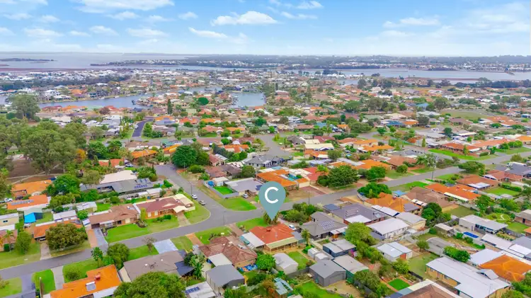 26 Kookerbrook Street, Dudley Park WA 6210
