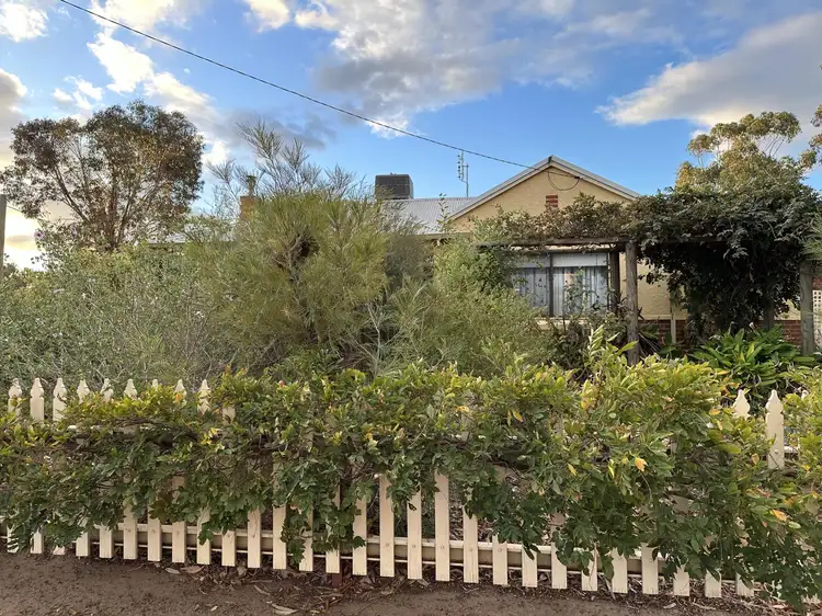 48 Absolon Street, Dumbleyung WA 6350