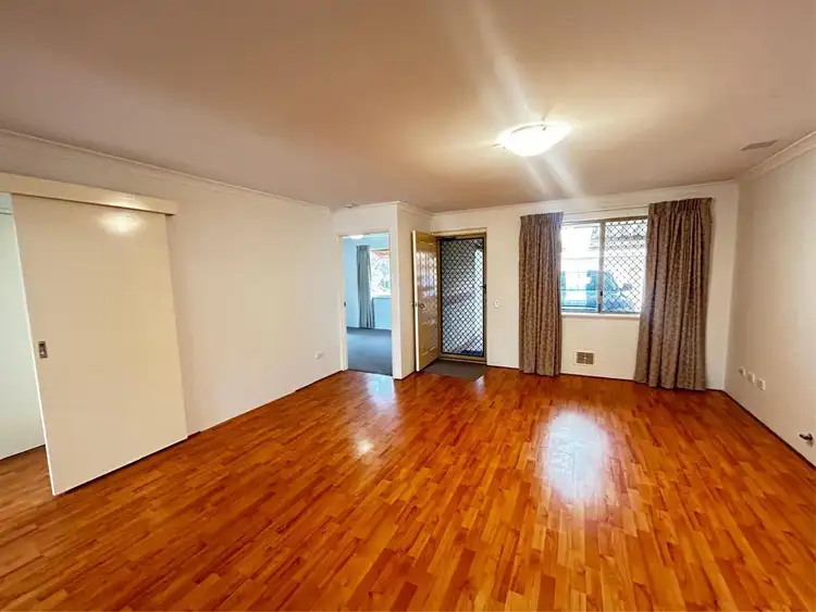 Fifth view of Homely retirement listing, 2/30 Victoria Parade, Midvale WA 6056