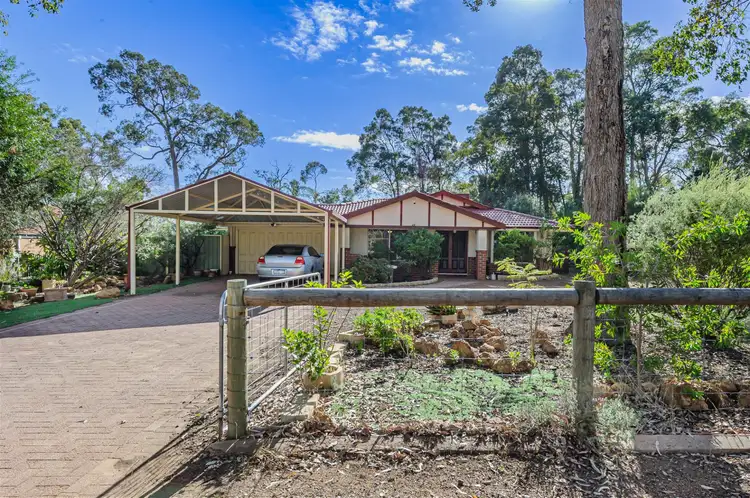 22 Painter Crescent, Mundaring WA 6073