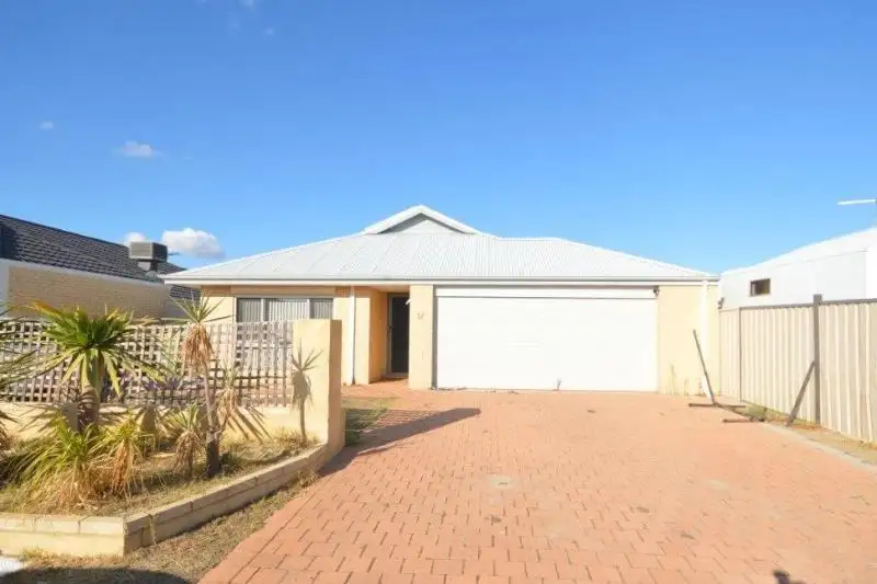Main view of Homely house listing, 52 Hokitika Drive, Dudley Park WA 6210